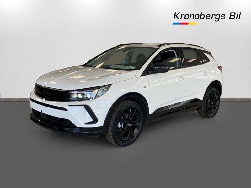 Vit svart tak Begagnad 2023 Opel Grandland X GS Line SUV | 319 900 kr (Lite dyr) - Bild 1/4