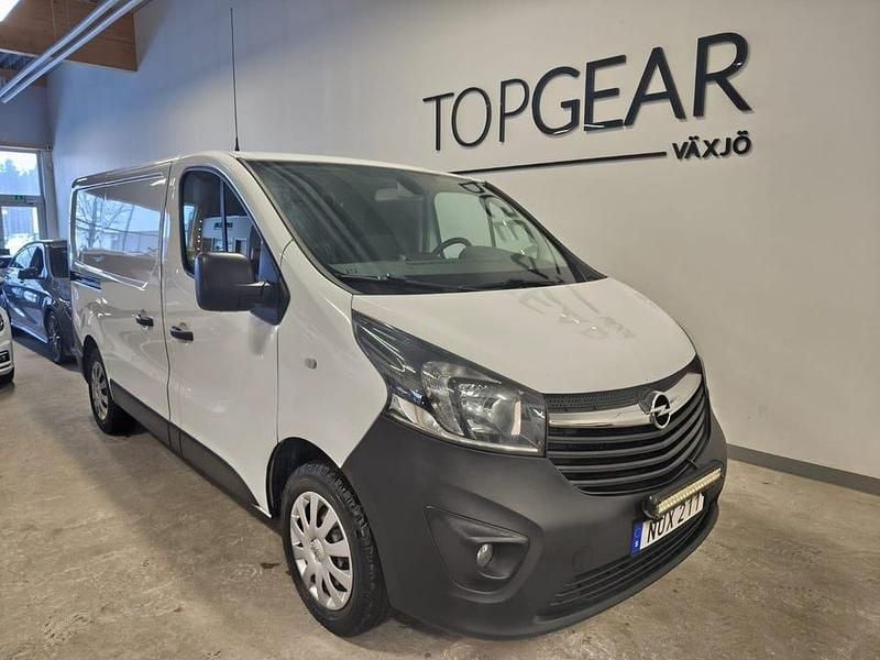 Begagnad Opel Vivaro 120 HK (88 kW) 2018 Vit Minibuss