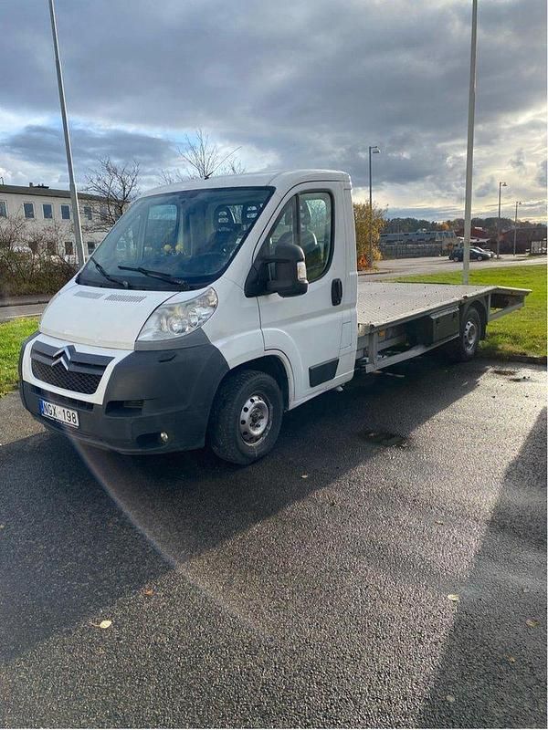 Vit Begagnad 2013 Citroën Jumper Minibuss | 110 000 kr - Bild 1/4