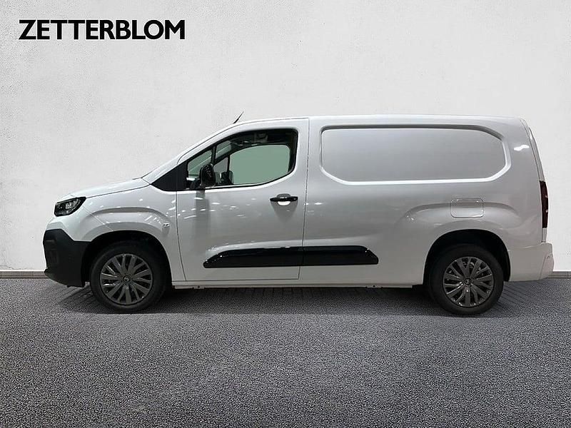 Ny Citroën Berlingo Business Class 131 HK (96 kW) 2025 Vit kaolin Minibuss