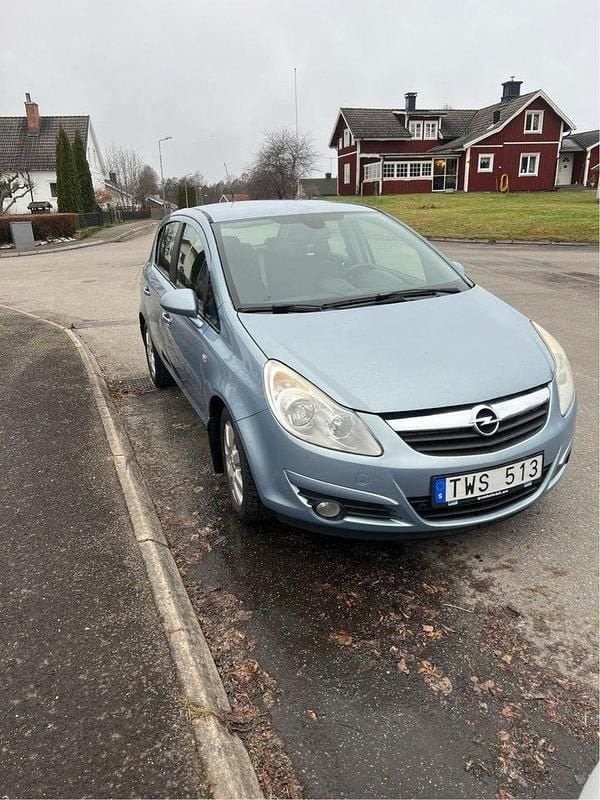 Blå Begagnad 2009 Opel Corsa Halvkombi | 19 500 kr (Marknadspris) - Bild 1/1