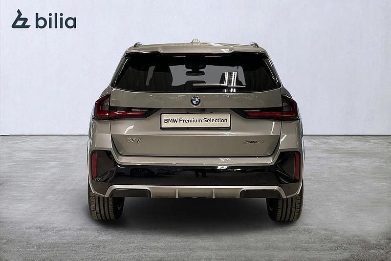 Begagnad BMW X1 M Sport 136 HK (100 kW) 2025 Grå SUV