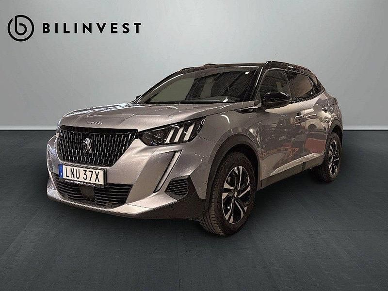 Grå Begagnad 2023 Peugeot 2008 GTi SUV | 239 900 kr (Marknadspris) - Bild 1/4