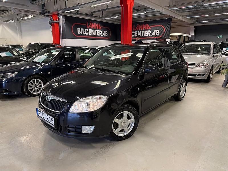Begagnad Skoda Fabia Sport 69 HK (50 kW) 2009 Svart Halvkombi
