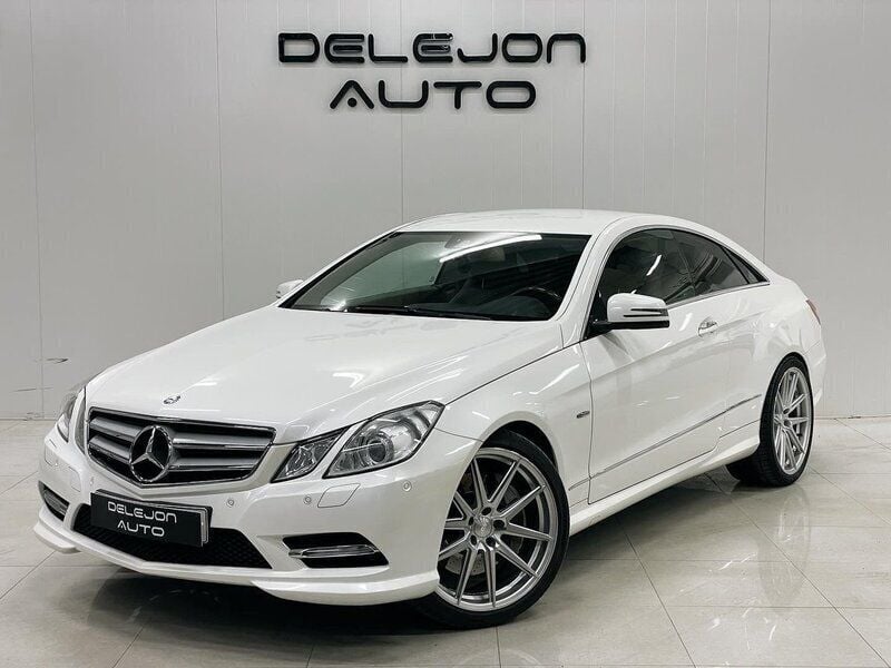 Vit Begagnad 2012 Mercedes E550 AMG Sportkupé | 234 900 kr - Bild 1/4