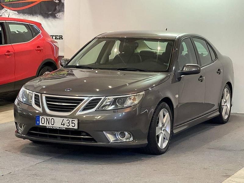 Grå Begagnad 2008 Saab 9-3 Vector Sedan | 59 900 kr (Lite dyr) - Bild 1/4