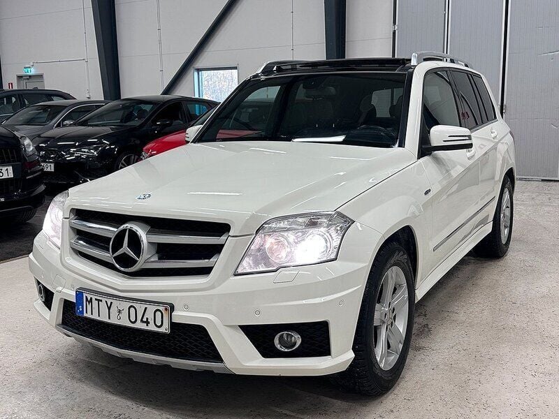 Vit Begagnad 2012 Mercedes GLK220 AMG SUV | 119 700 kr (Bra pris) - Bild 1/4
