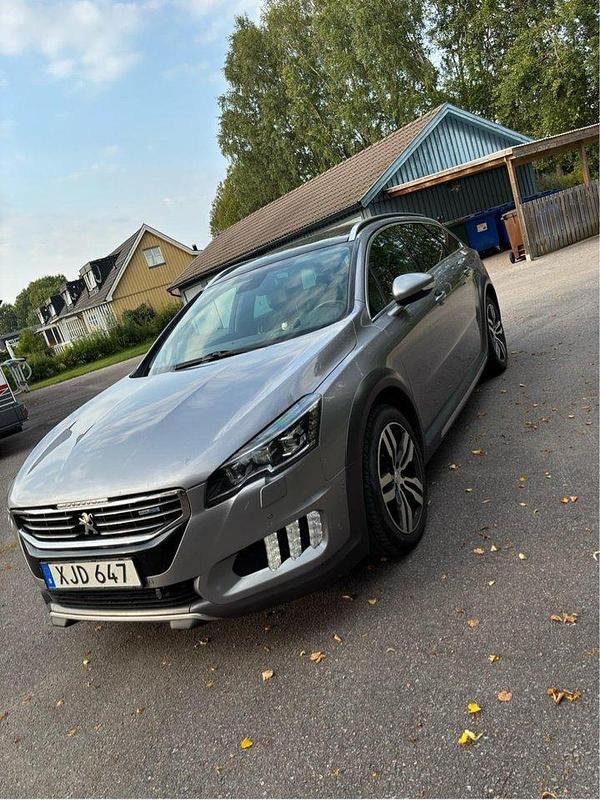 Grå Begagnad 2015 Peugeot 508 Kombi | 109 900 kr (Bra pris) - Bild 1/4