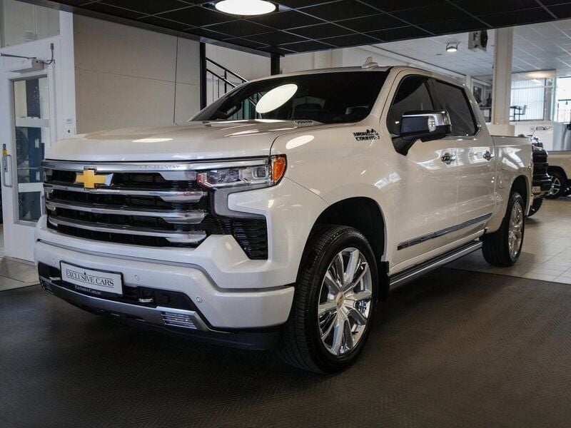 Ny 2025 Chevrolet Silverado Van | 1 186 250 kr - Bild 1/4