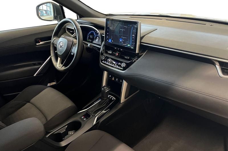 Begagnad Toyota Corolla Cross 2023 Vit SUV