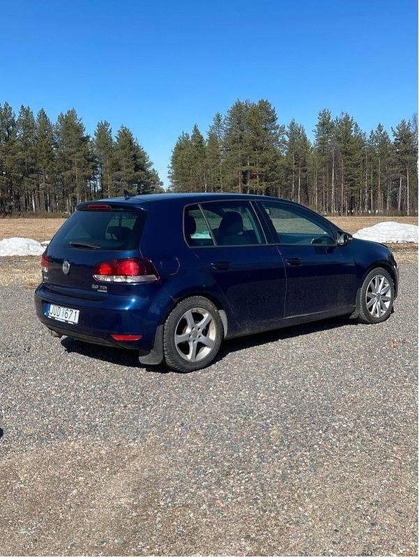 Blå Begagnad 2009 VW Golf VI GT Halvkombi | 25 000 kr (Bra pris) - Bild 1/4