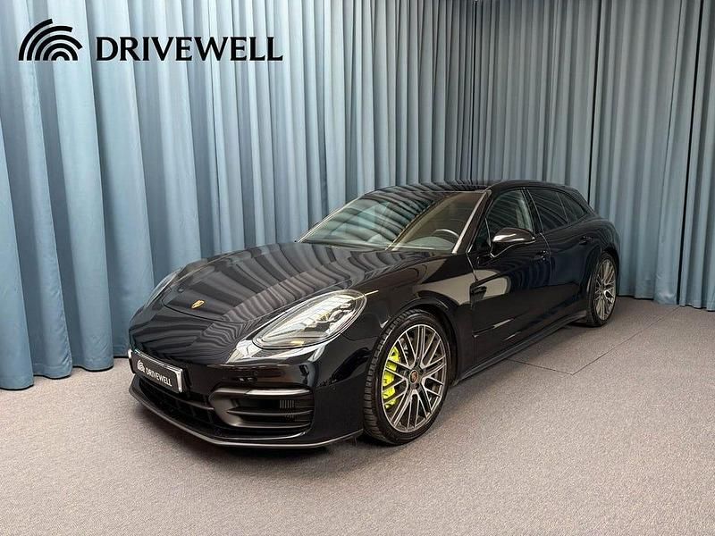 Jet black metallic Begagnad 2020 Porsche Panamera Sport Turismo Kombi | 929 766 kr (Lite dyr) - Bild 1/4