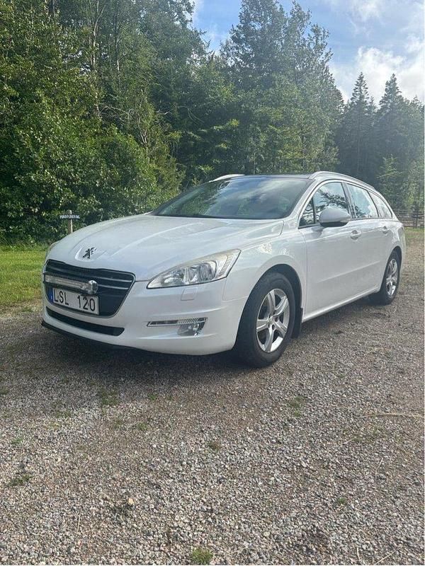 Vit Begagnad 2011 Peugeot 508 Kombi | 80 000 kr (Dyr) - Bild 1/4