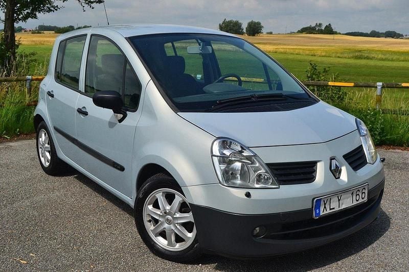 Grå Begagnad 2006 Renault Modus Minibuss | 26 000 kr - Bild 1/4
