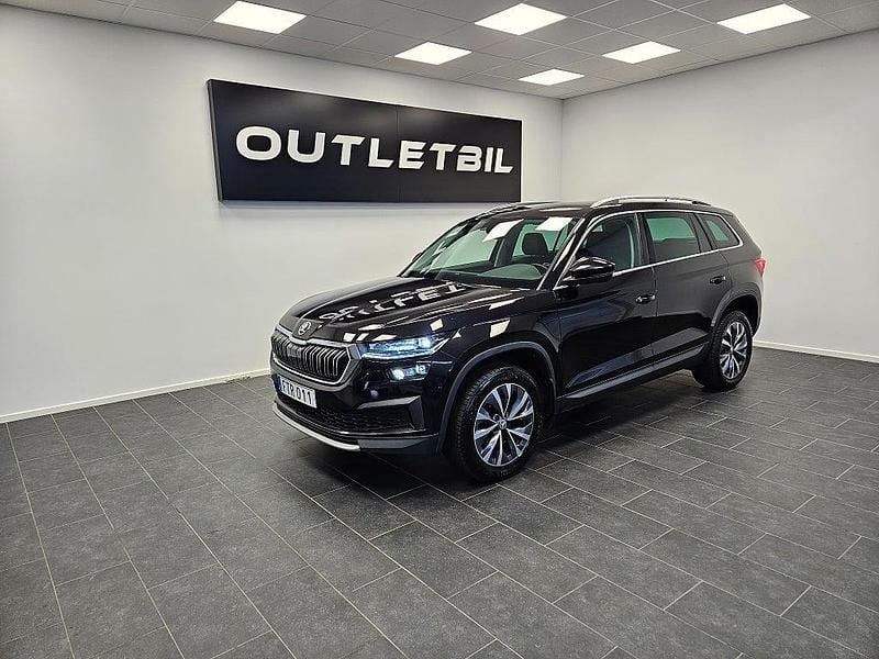 Svart Begagnad 2023 Skoda Kodiaq Style SUV | 299 900 kr (Marknadspris) - Bild 1/4