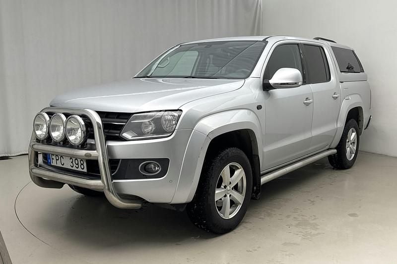 Silver Begagnad 2013 VW Amarok Pickup | 129 000 kr (Bra pris) - Bild 1/4