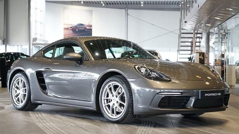 Begagnad Porsche 718 Cayman 301 HK (221 kW) 2020 Grå Sportkupé