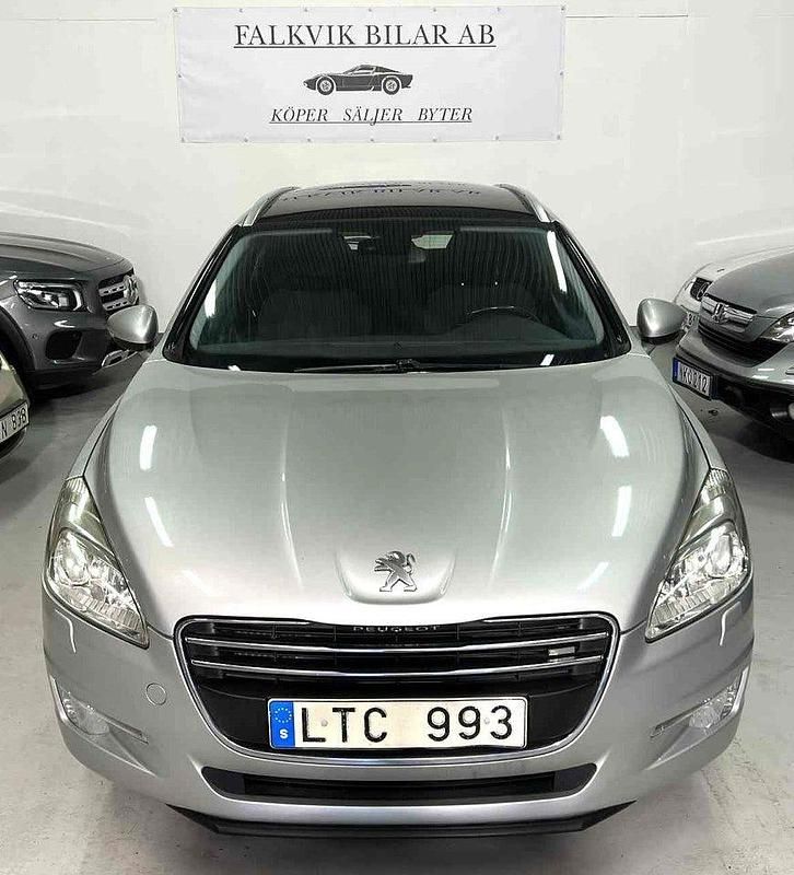 Ljusgrå (grå) Begagnad 2011 Peugeot 508 Kombi | 39 900 kr (Bra pris) - Bild 1/4