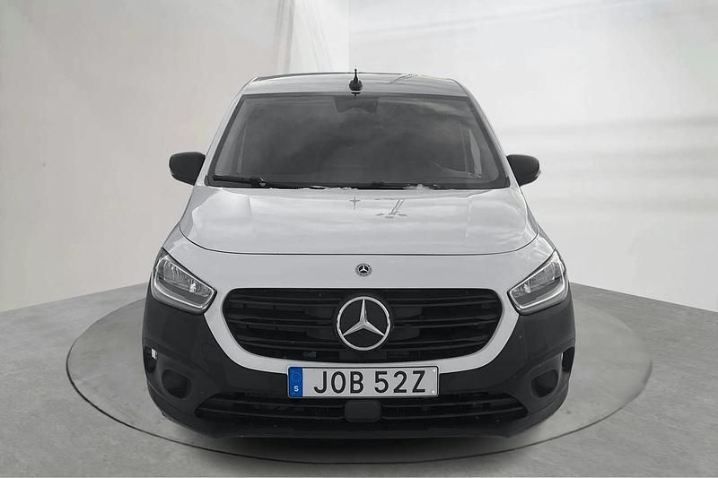 Begagnad Mercedes eCitan 89 kW (122 HK) 2024 Vit