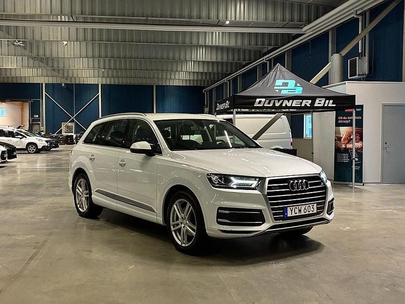 Vit Begagnad 2016 Audi Q7 Sport SUV | 339 900 kr (Marknadspris) - Bild 1/4