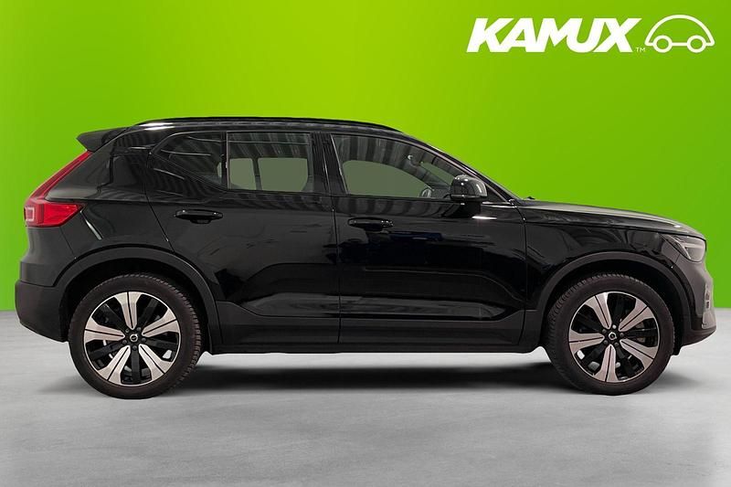 Begagnad Volvo XC40 Plus 300 kW (408 HK) 2023 Svart SUV