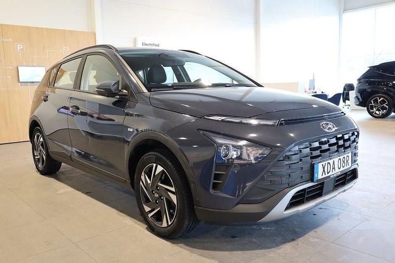 Begagnad Hyundai Bayon Essential 101 HK (74 kW) 2022 Grå SUV