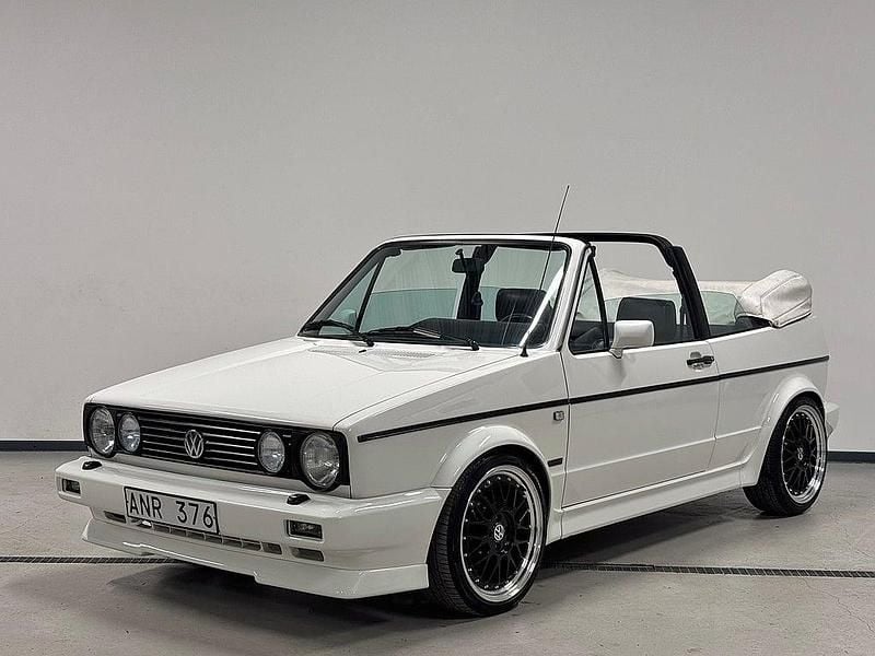Begagnad VW Golf Cabriolet Karmann 98 HK (72 kW) 1991 Vit Cab