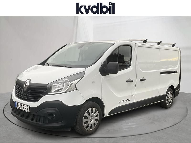 Vit Begagnad 2018 Renault Trafic Minibuss | 119 000 kr (Superpris) - Bild 1/3