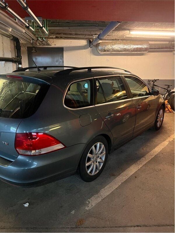 Grå Begagnad 2008 VW Golf VI Kombi | 49 500 kr (Bra pris) - Bild 1/4