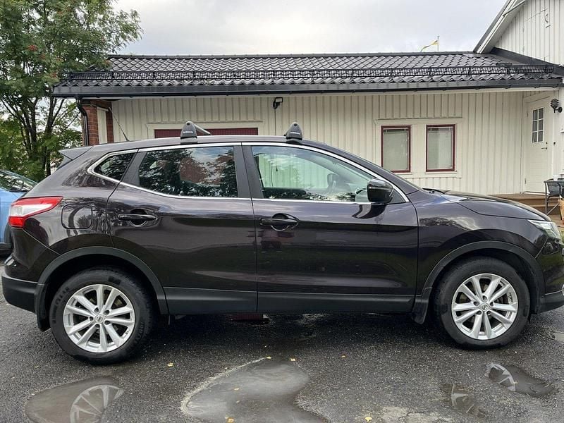 Begagnad 2015 Nissan Qashqai SUV | 115 000 kr (Marknadspris) - Bild 1/4