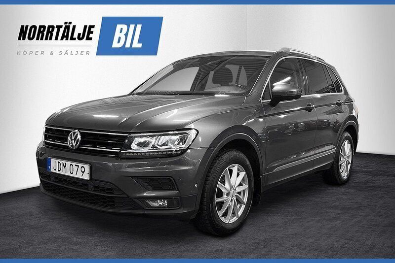 Grå Begagnad 2018 VW Tiguan SUV | 199 900 kr (Bra pris) - Bild 1/3