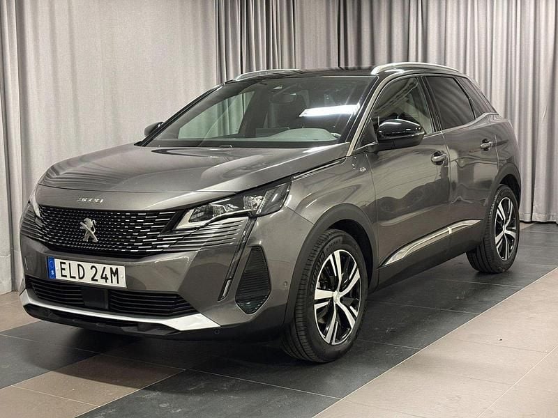 Grå Begagnad 2024 Peugeot 3008 GT SUV | 269 900 kr (Marknadspris) - Bild 1/4