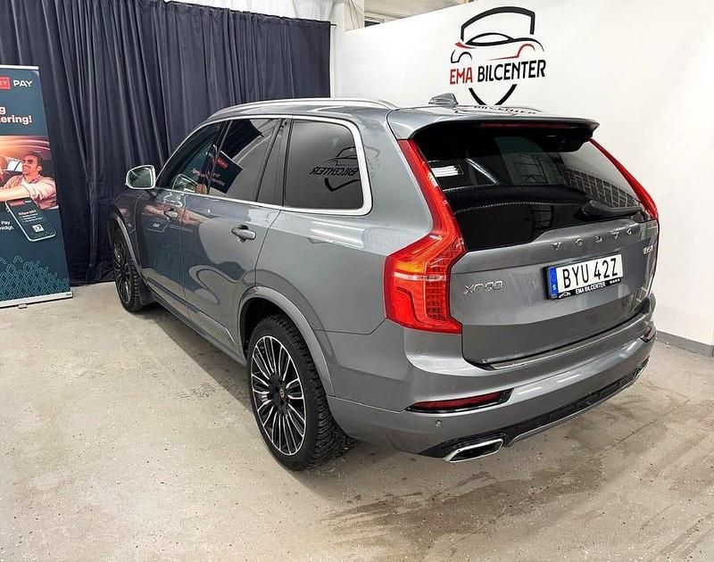 Begagnad Volvo XC90 R-Design 235 HK (172 kW) 2019 Grå SUV