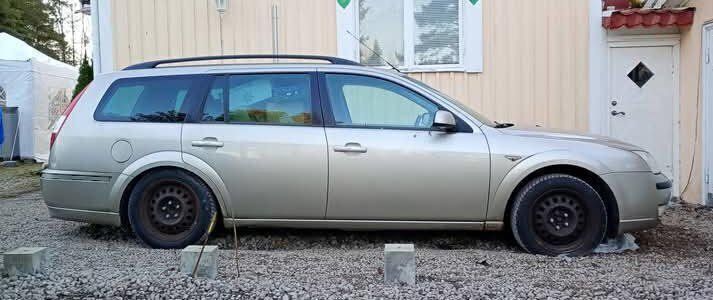 Silver Begagnad 2006 Ford Mondeo Kombi | 12 000 kr (Bra pris) - Bild 1/4