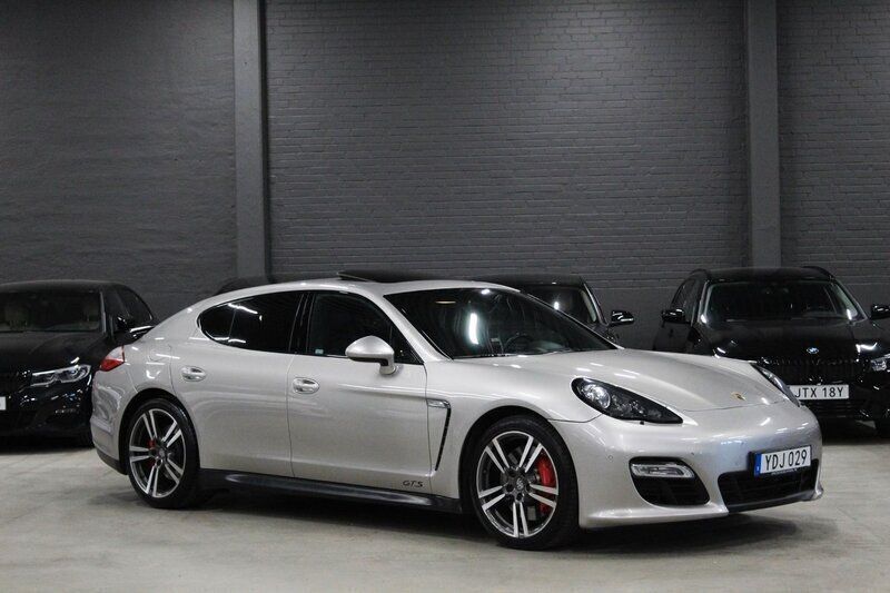 Silver Begagnad 2013 Porsche Panamera GTS Sedan | 369 900 kr - Bild 1/4