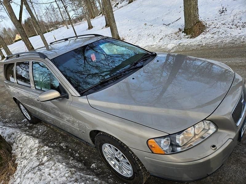 Begagnad Volvo V70 170 HK (125 kW) 2005 Kombi