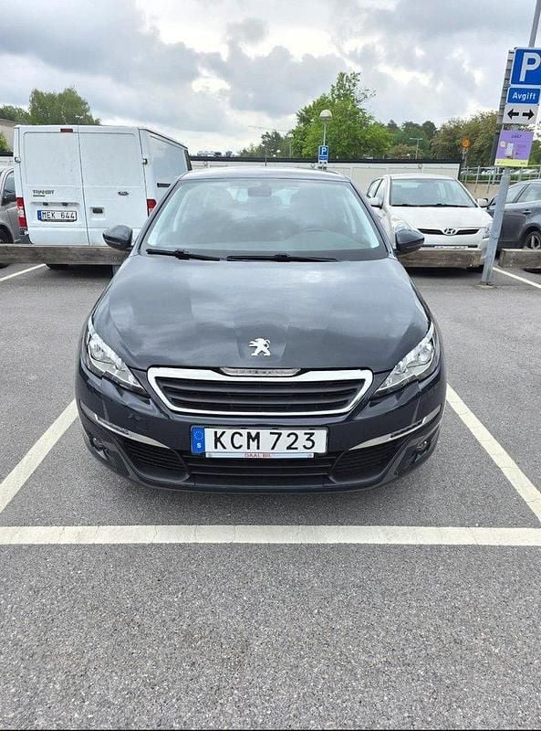 Grå Begagnad 2015 Peugeot 308 Active Kombi | 100 000 kr (Marknadspris) - Bild 1/1
