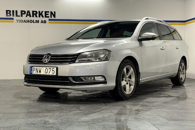 Begagnad VW Passat 160 HK (117 kW) 2011 Silver Kombi