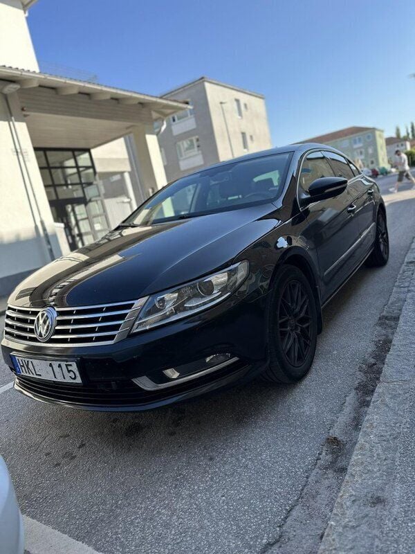 Svart Begagnad 2012 VW CC Sedan | 90 000 kr (Bra pris) - Bild 1/4