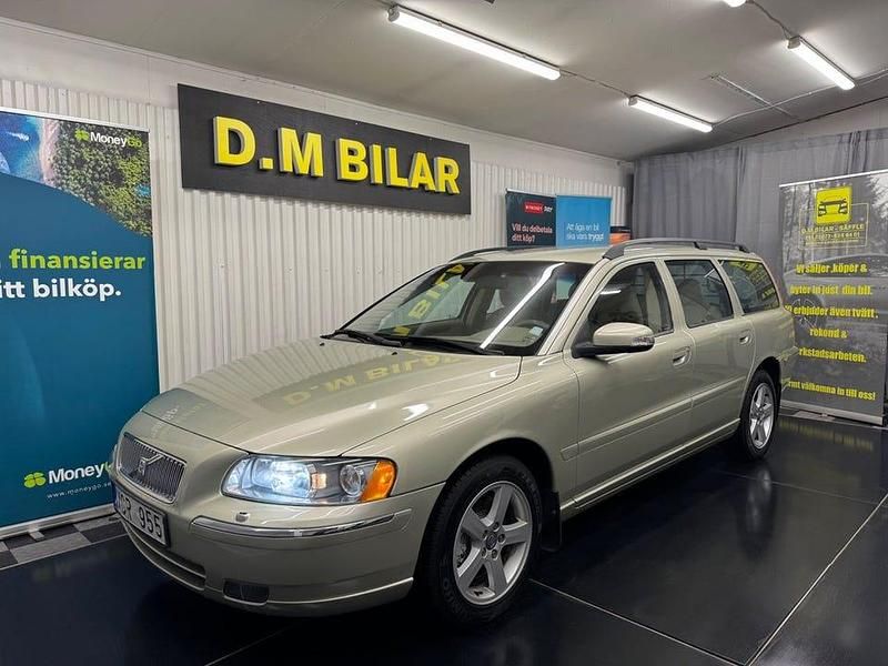 Ljusbrun Begagnad 2006 Volvo V70 Summum Kombi | 84 900 kr (Dyr) - Bild 1/4