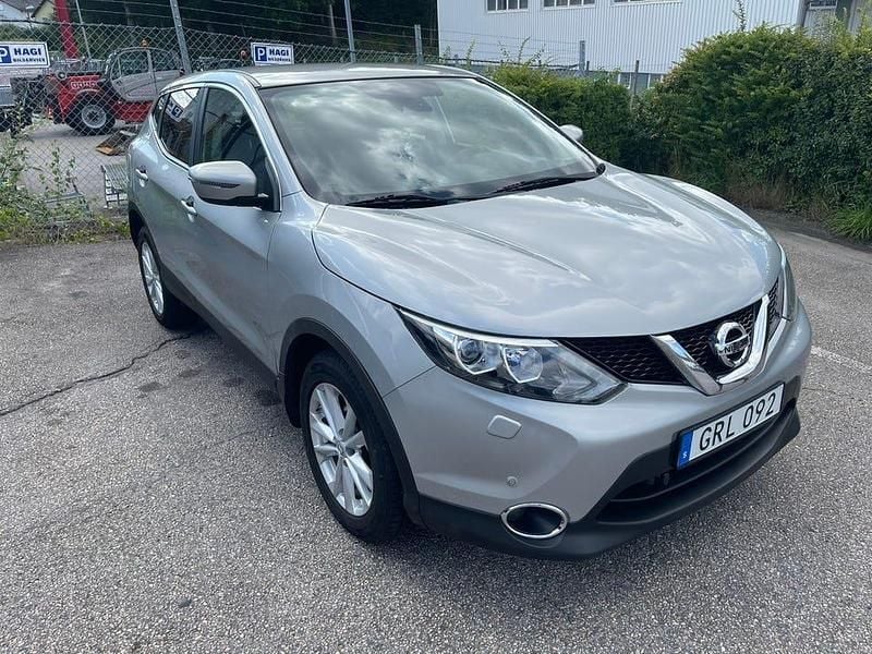 Begagnad 2017 Nissan Qashqai SUV | 100 000 kr (Superpris) - Bild 1/4