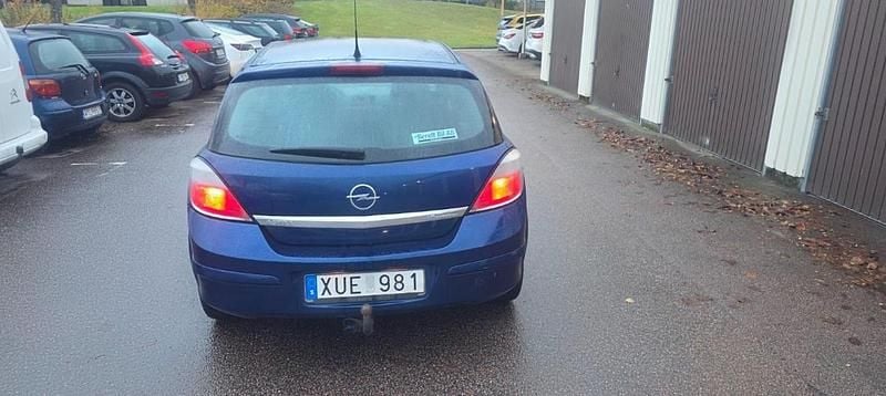 Blå Begagnad 2006 Opel Astra Halvkombi | 18 500 kr (Bra pris) - Bild 1/4