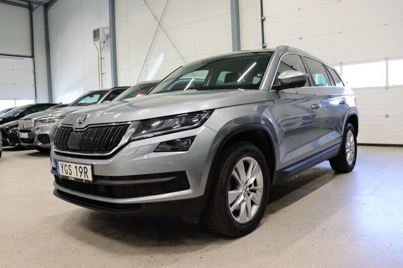 Grå Begagnad 2019 Skoda Kodiaq Business Line SUV | 299 800 kr (Bra pris) - Bild 1/4