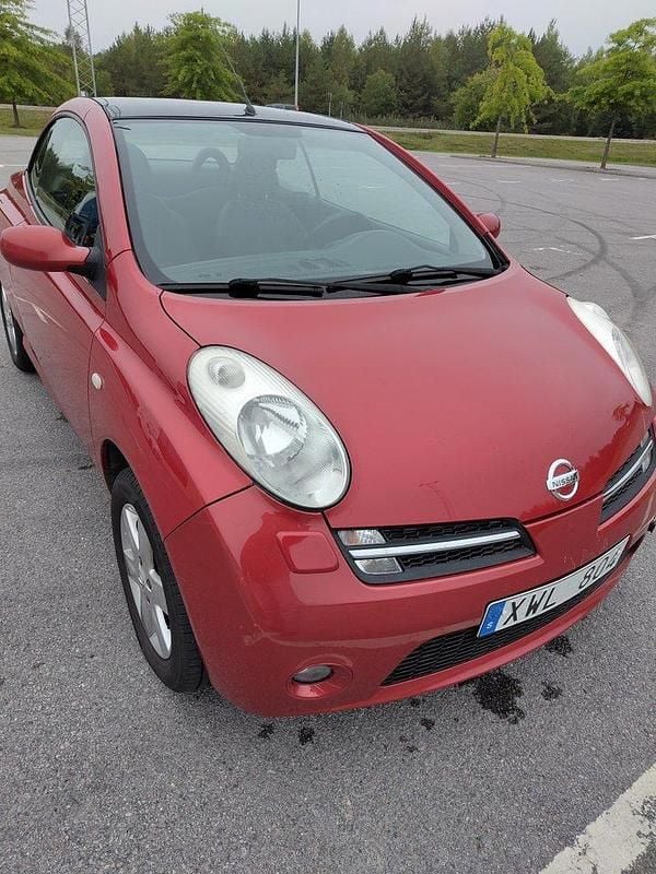 Röd Begagnad 2006 Nissan Micra C+C Cab | 36 000 kr (Marknadspris) - Bild 1/4