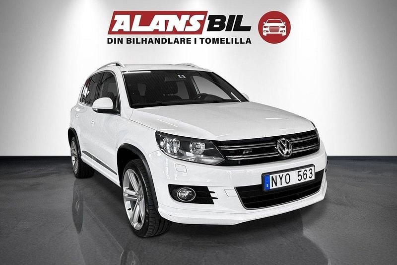 Vit Begagnad 2013 VW Tiguan Sportline SUV | 109 000 kr (Marknadspris) - Bild 1/4