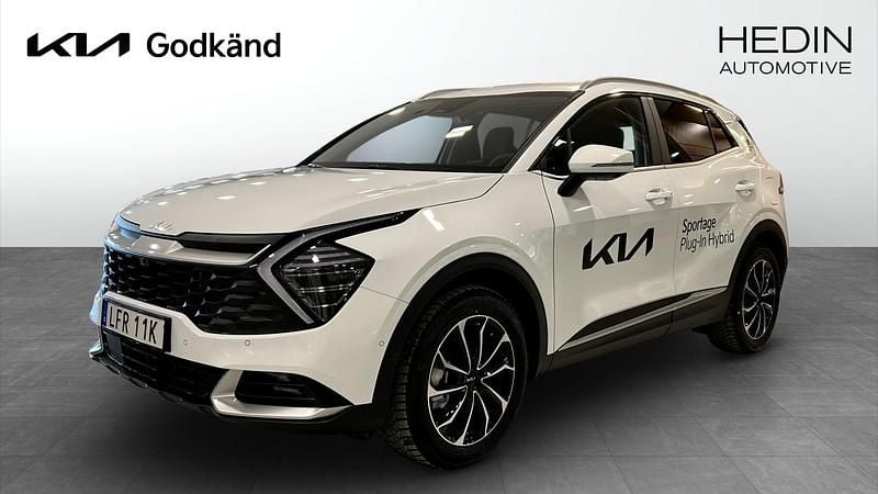 Vit (white) Begagnad 2024 Kia Sportage Advance SUV | 429 900 kr (Marknadspris) - Bild 1/4