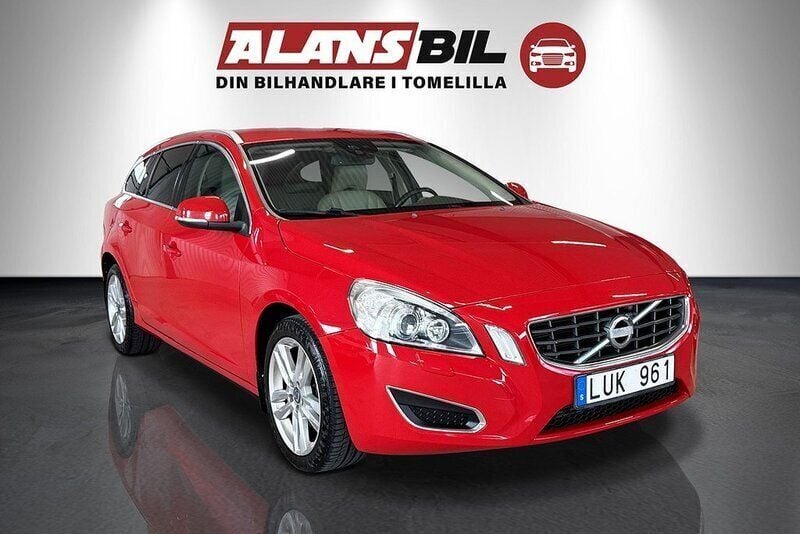 Röd Begagnad 2011 Volvo V60 Summum Kombi | 84 000 kr (Bra pris) - Bild 1/4