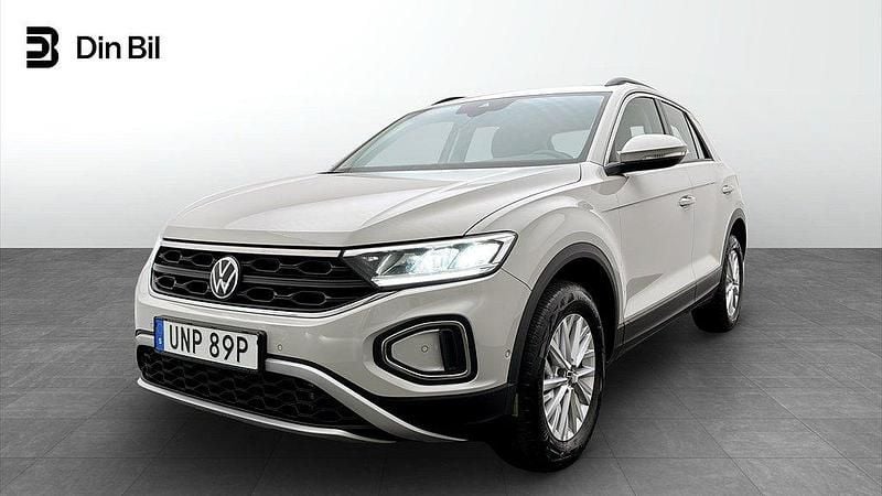 Grå Begagnad 2022 VW T-Roc Life SUV | 264 500 kr (Bra pris) - Bild 1/4