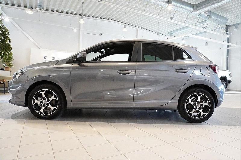 Begagnad MG MG3 102 HK (75 kW) 2024 Grå/silver Halvkombi
