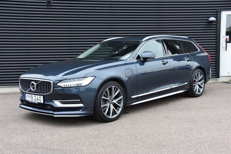 Mörkblå (blå) Begagnad 2019 Volvo V90 Inscription Kombi | 359 900 kr (Lite dyr) - Bild 1/4